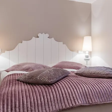 Am Loo 8a, Apartment *
